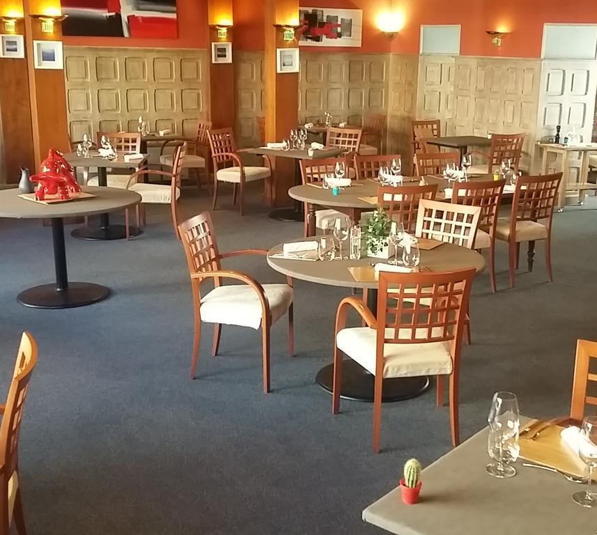 Logis Restaurant Gilles Moreau Hotel
