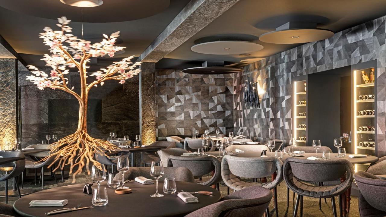 Logis Restaurant Gilles Moreau Hotel 3*