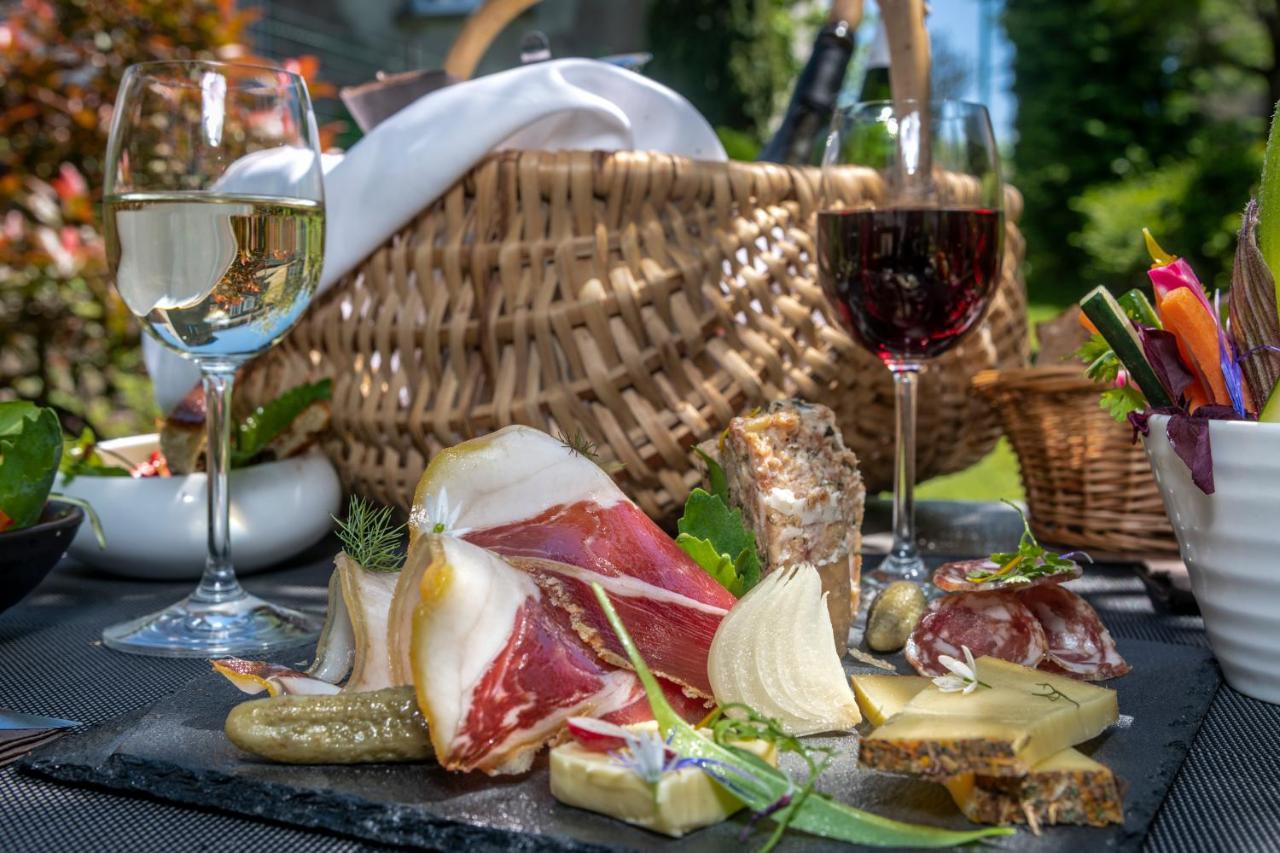 Hotel Logis Restaurant Gilles Moreau 3*